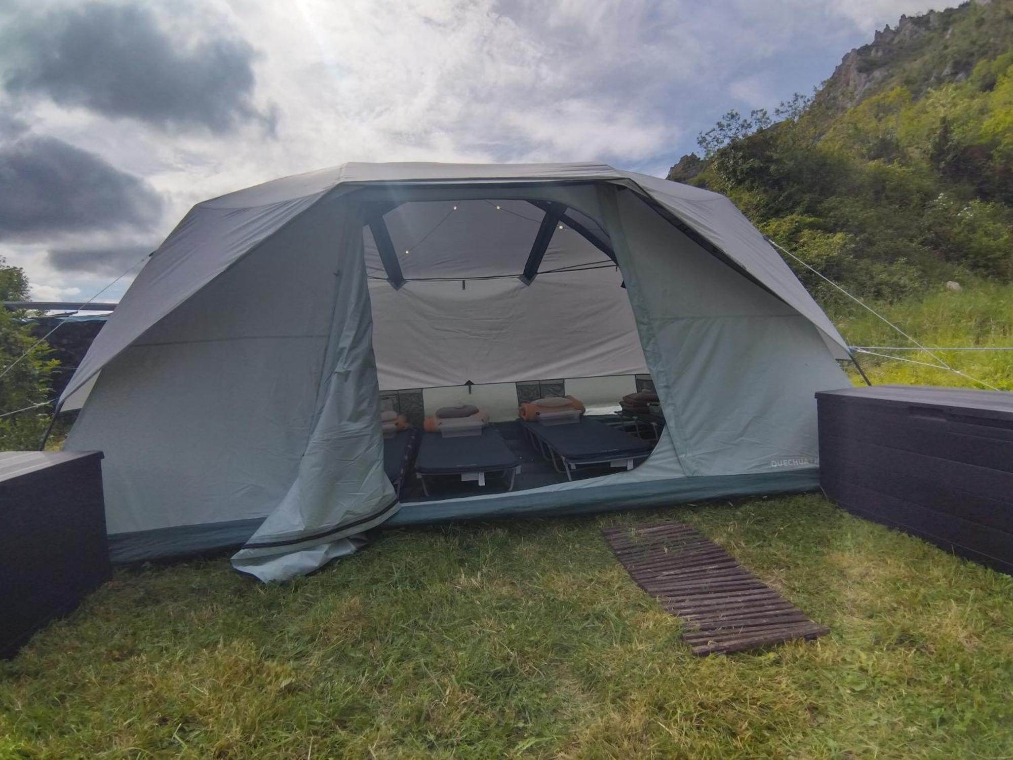 Gite d'étape de Roquefixade Esterno foto